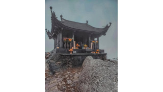 Quần thể du lịch tâm linh Yên Tử cũng là điểm đến tuyệt đẹp của tỉnh Quảng Ninh